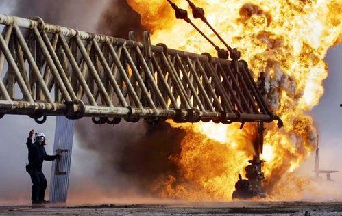 原油宝吃瓜,揭秘金融市场的惊涛骇浪