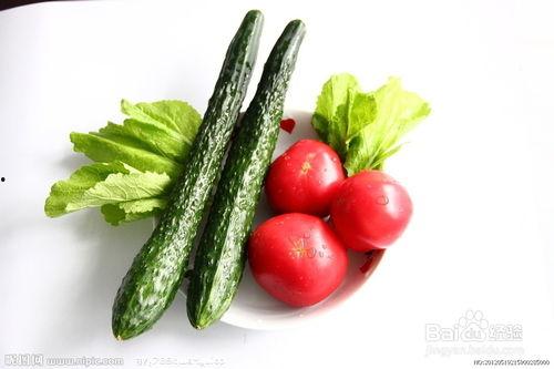 小萱吃夏瓜,甜蜜滋味，清凉一夏